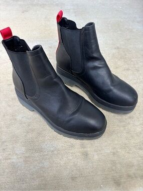 Mia Black Platform Ankle Boots